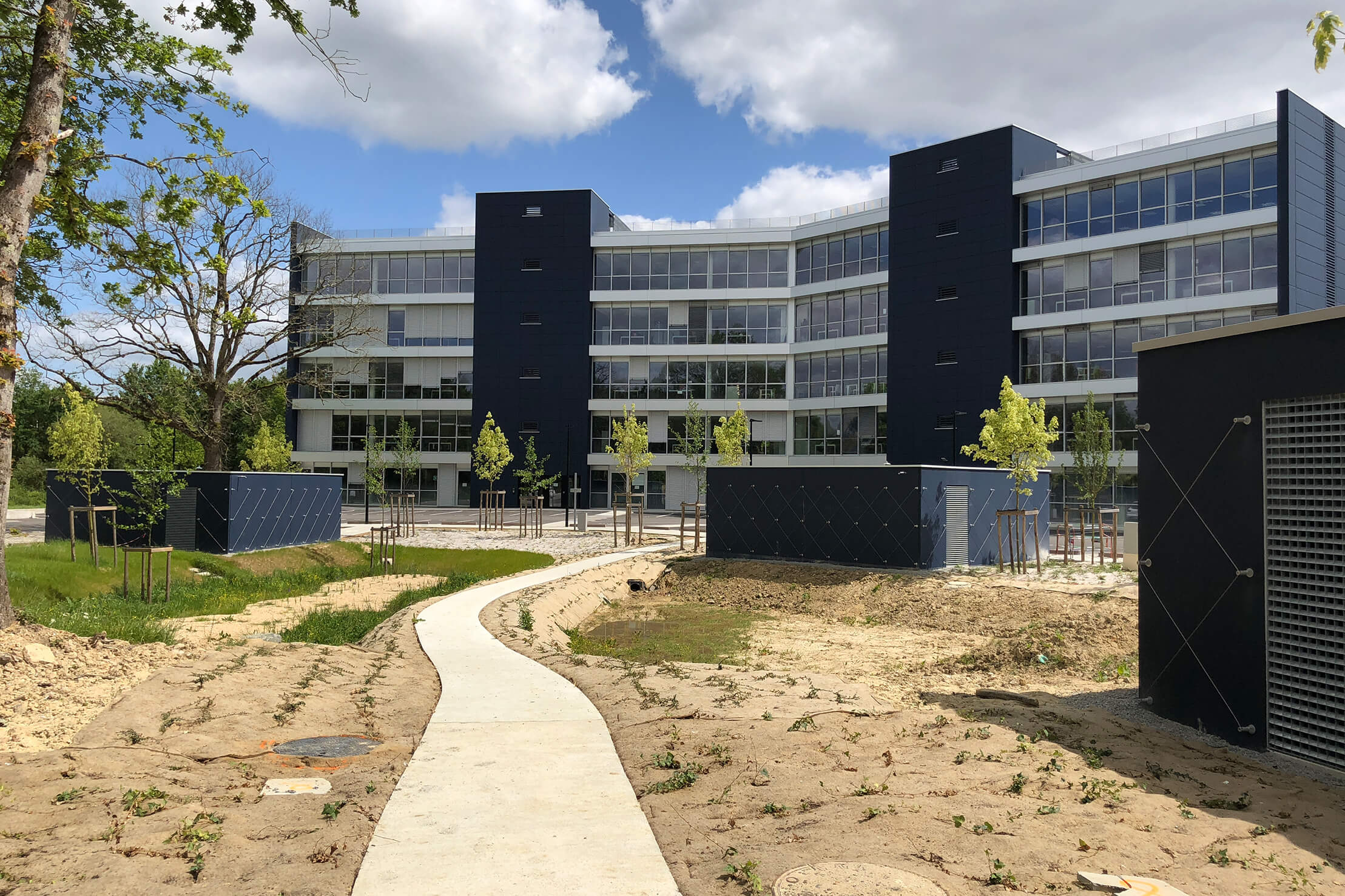 Bâtiment Campus 1 pour Atos par Magellim Développement